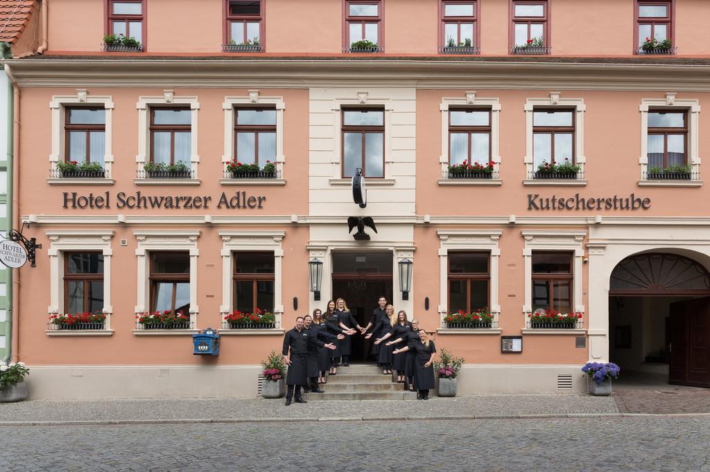 Hotel Schwarzer Adler Tangermünde Exterior foto